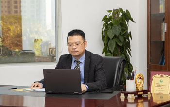 龙八国际总司理方富林入选延安市第二批“圣地英才妄想”