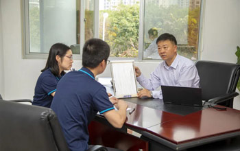 集工微故事丨洪昱斌：潜心钻研二十四载，，，，，匠心铸就“膜”之路